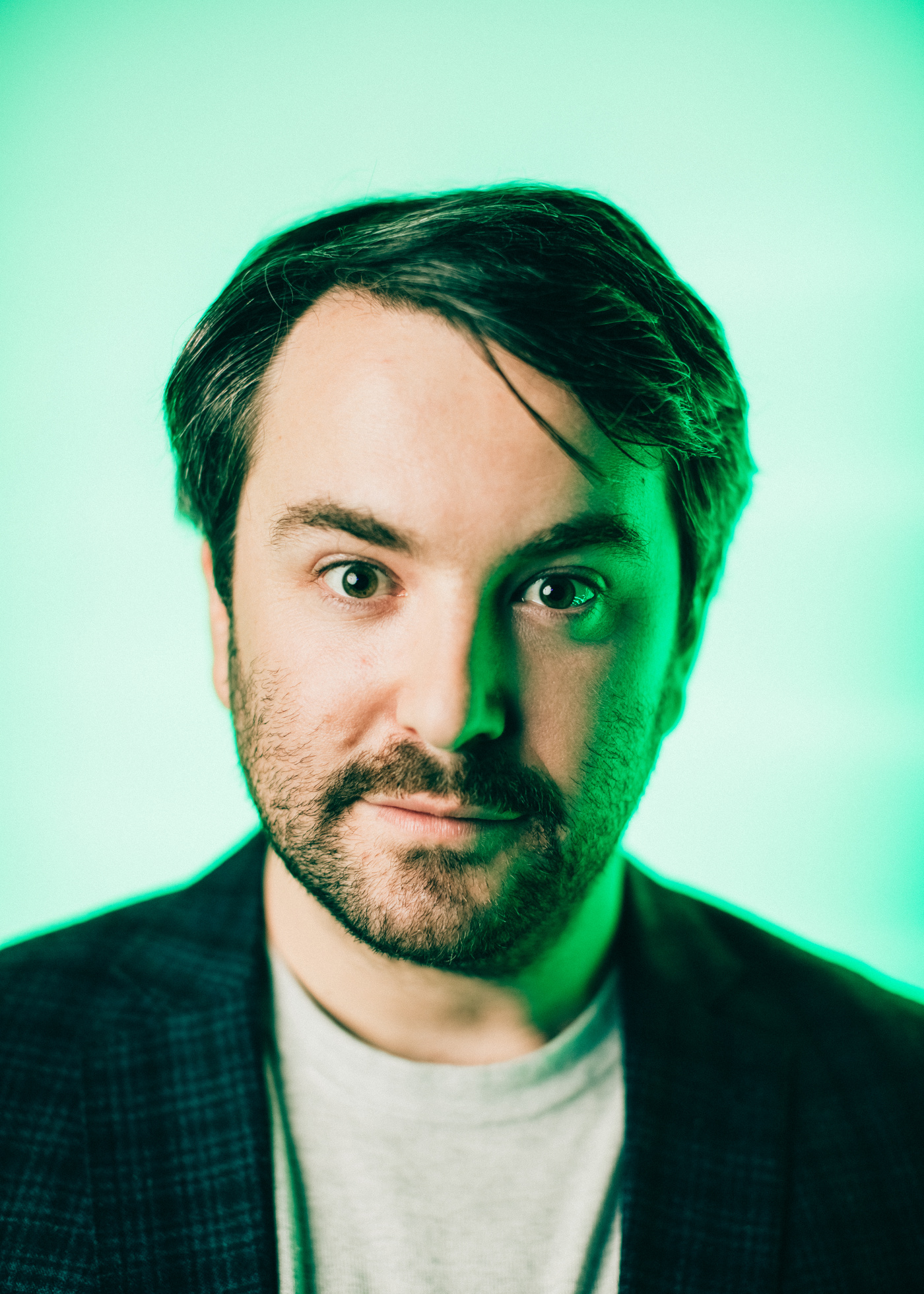 Alex Brightman On Beetlejuice Being A Secret Society On Broadway Perfecting His Ghostly Character More Broadway Buzz Broadway Com