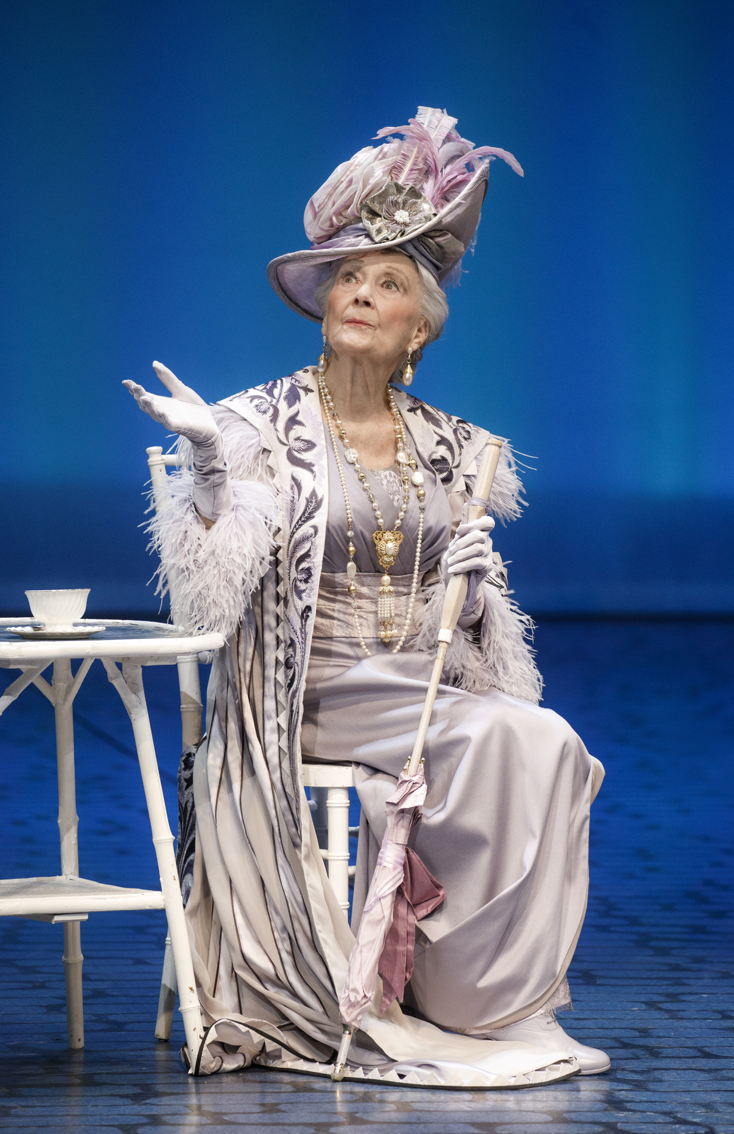 Stage Legend Rosemary Harris on Her Lifetime Achievement Tony Award and