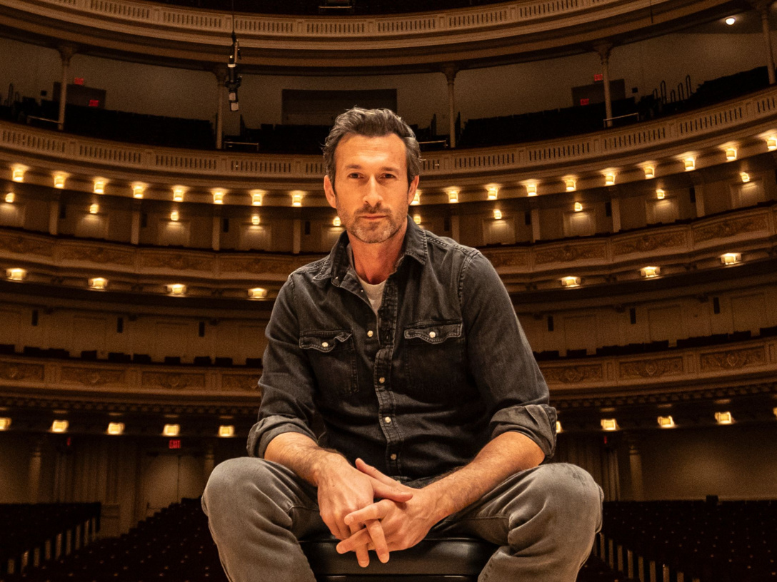 Aaron Lazar Will Release StarStudded Debut Album, Impossible Dream