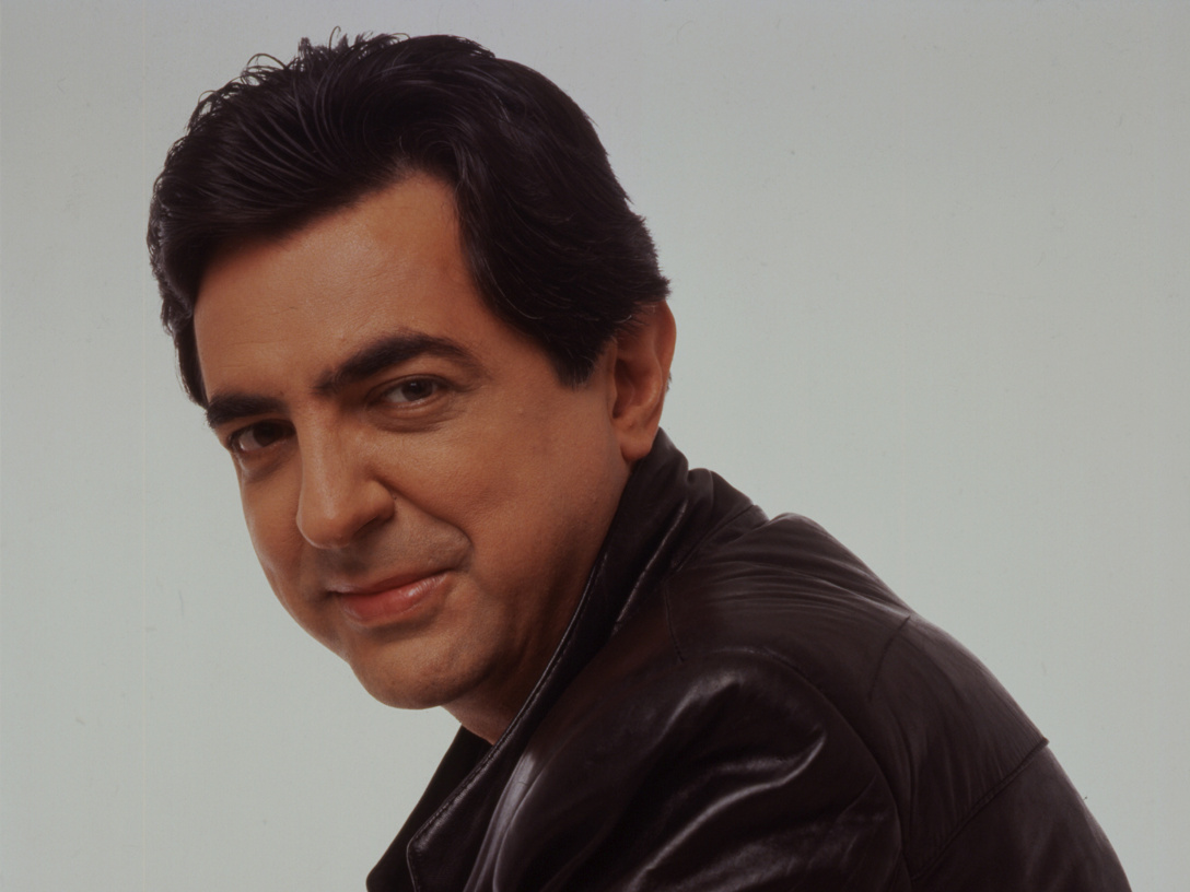 Becoming Ricky Roma: Joe Mantegna on Originating the Cutthroat Charmer ...