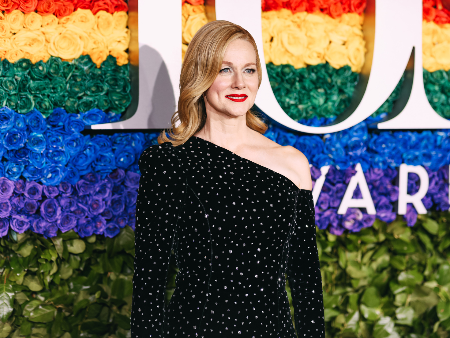 Laura Linney to Lead World Premiere of David Hare’s Montauk on Broadway ...