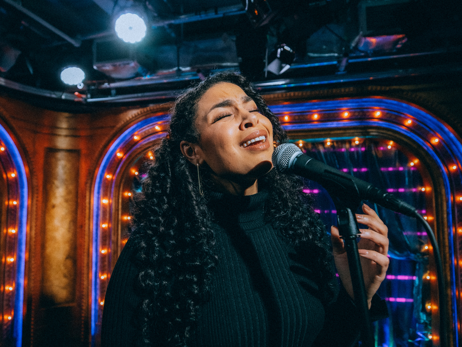 Watch Waitress Star Jordin Sparks' Incredible Performance of 'She Used