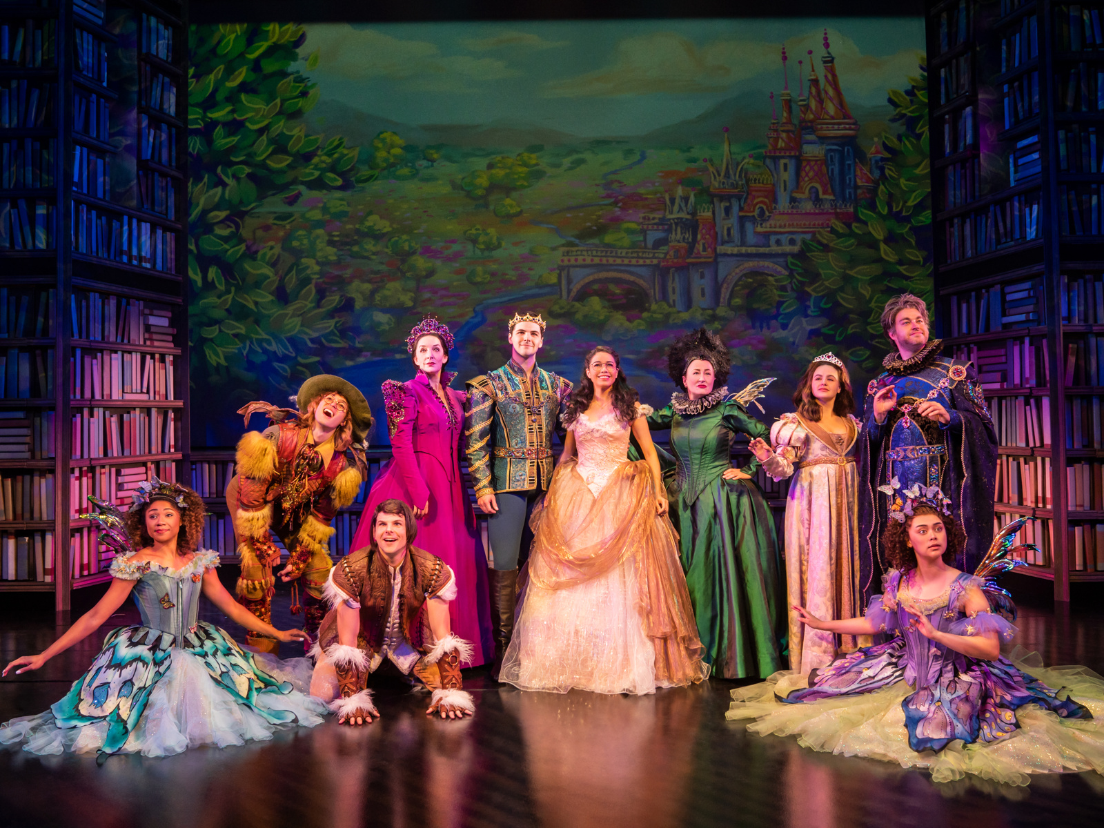 photo-8-of-8-show-photos-between-the-lines-broadway
