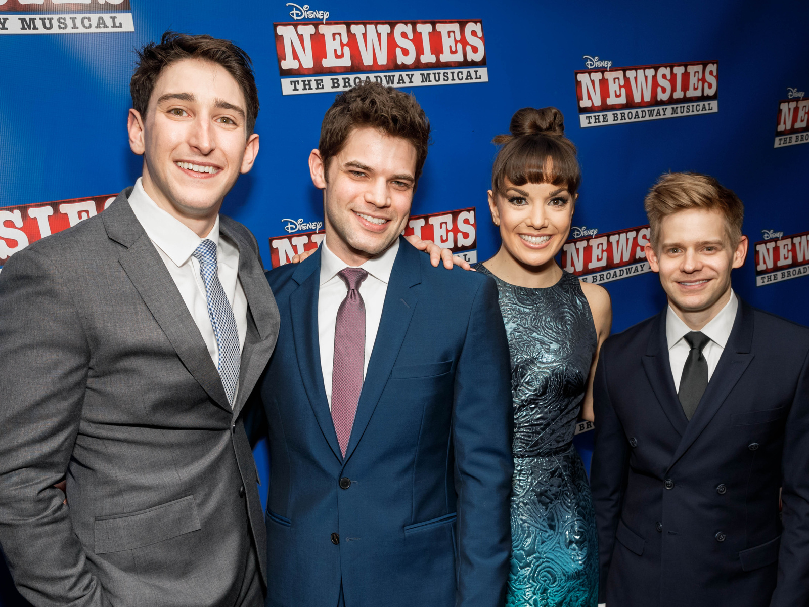 Photo 14 of 14 Seize the Screen! See Jeremy Jordan, Kara Lindsay