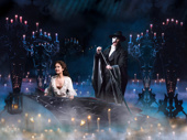 Ali Ewoldt as Christine and Ben Crawford as The Phantom in The Phantom of the Opera. 