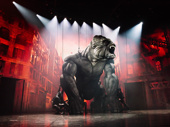 King Kong wows the audience at curtain call.