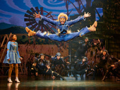 Avery Wilson as Scarecrow in the national tour of The Wiz.