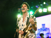 Darren Criss rocks out.(Photo: Jenny Anderson/Getty Images)