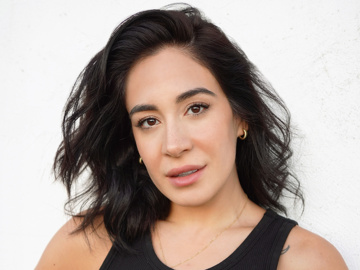 Gabriela Carrillo Biography | Broadway Buzz | Broadway.com