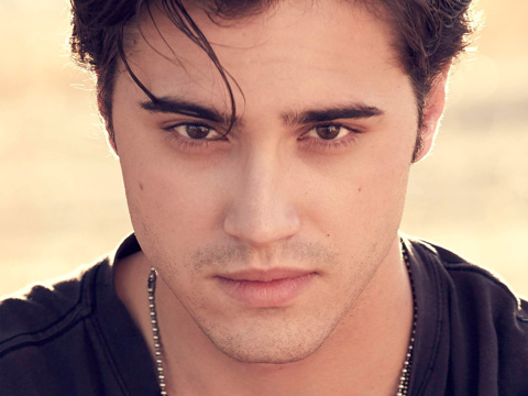 Ryan McCartan Biography | Broadway Buzz | Broadway.com