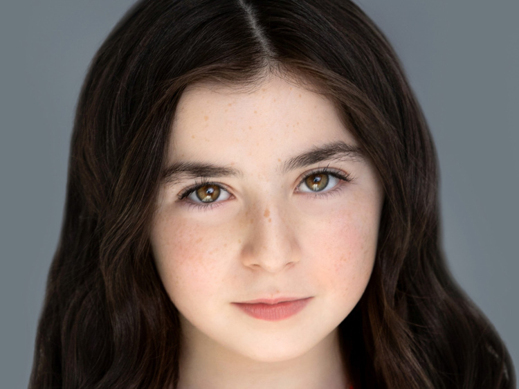 Samantha Schwartz Biography Broadway Buzz