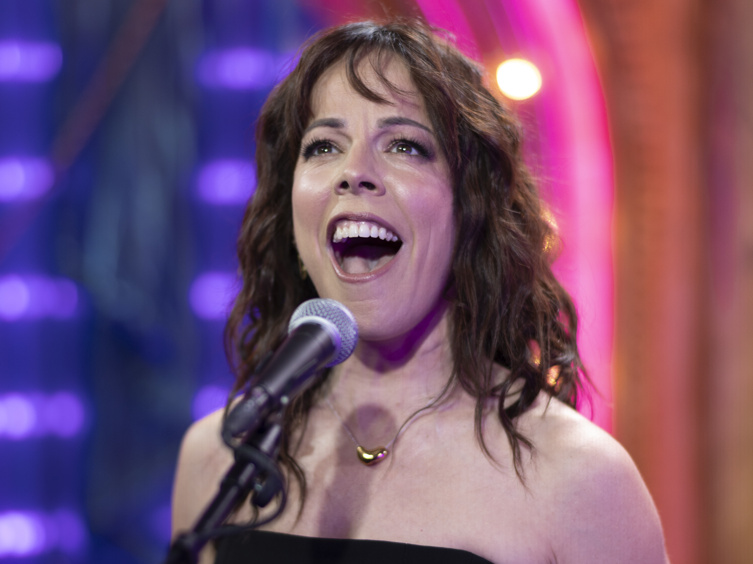 Watch Spamalot's Lady of the Lake, Leslie Rodriguez Kritzer, Perform ‘Diva’s Lament’