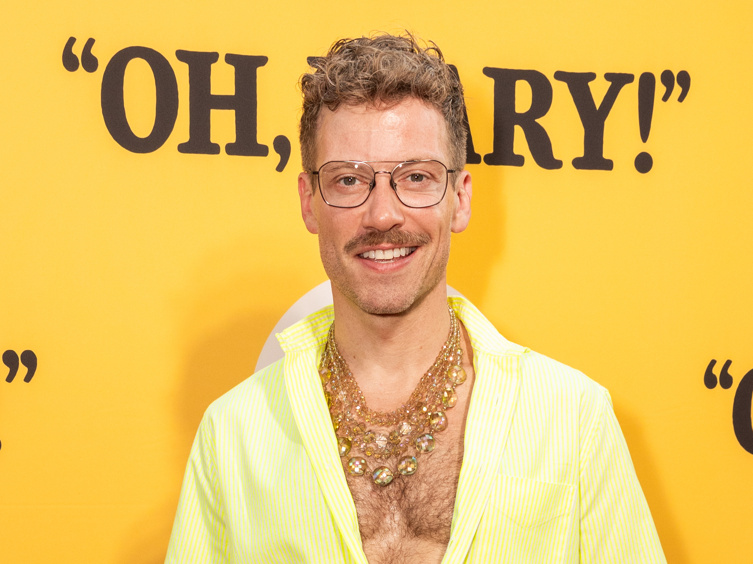 Barrett Foa on the Method to the Oh, Mary! Madness and Playing Opposite Bowen Yang and Meg Stalter