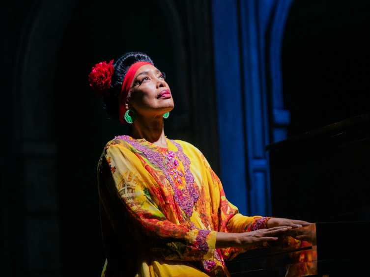 Gina Torres Celebrates Her Cuban Roots in Broadway’s Buena Vista Social Club
