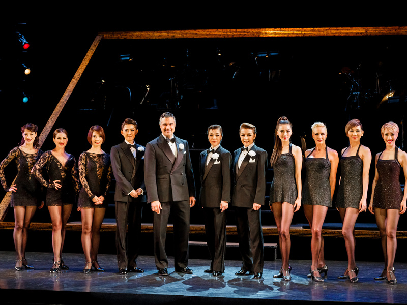 Double Trouble! Japan's Takarazuka Chicago Company Meets Jaime