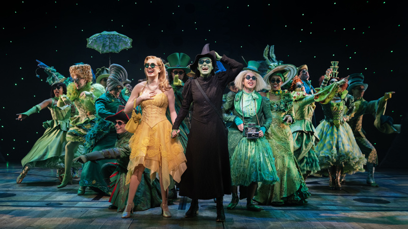 ウィキッドチャイルド Idina Menzel/Kristin Chenoweth- Defying Gravity (Wicked